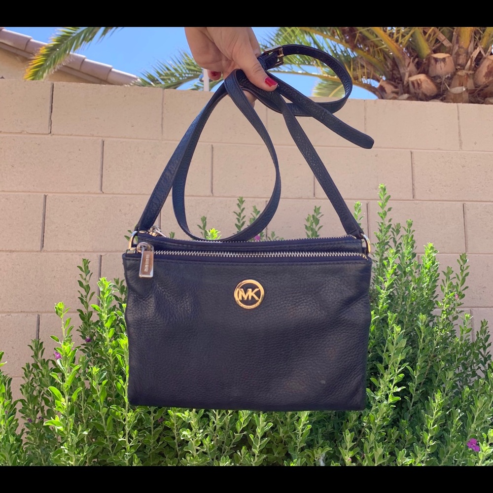 Michael Kors crossbody handbag purse navy blue